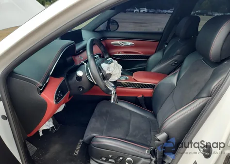 2022 Genesis Gv70 Base from USA, damaged, VIN KMUMCDTC7NU010950